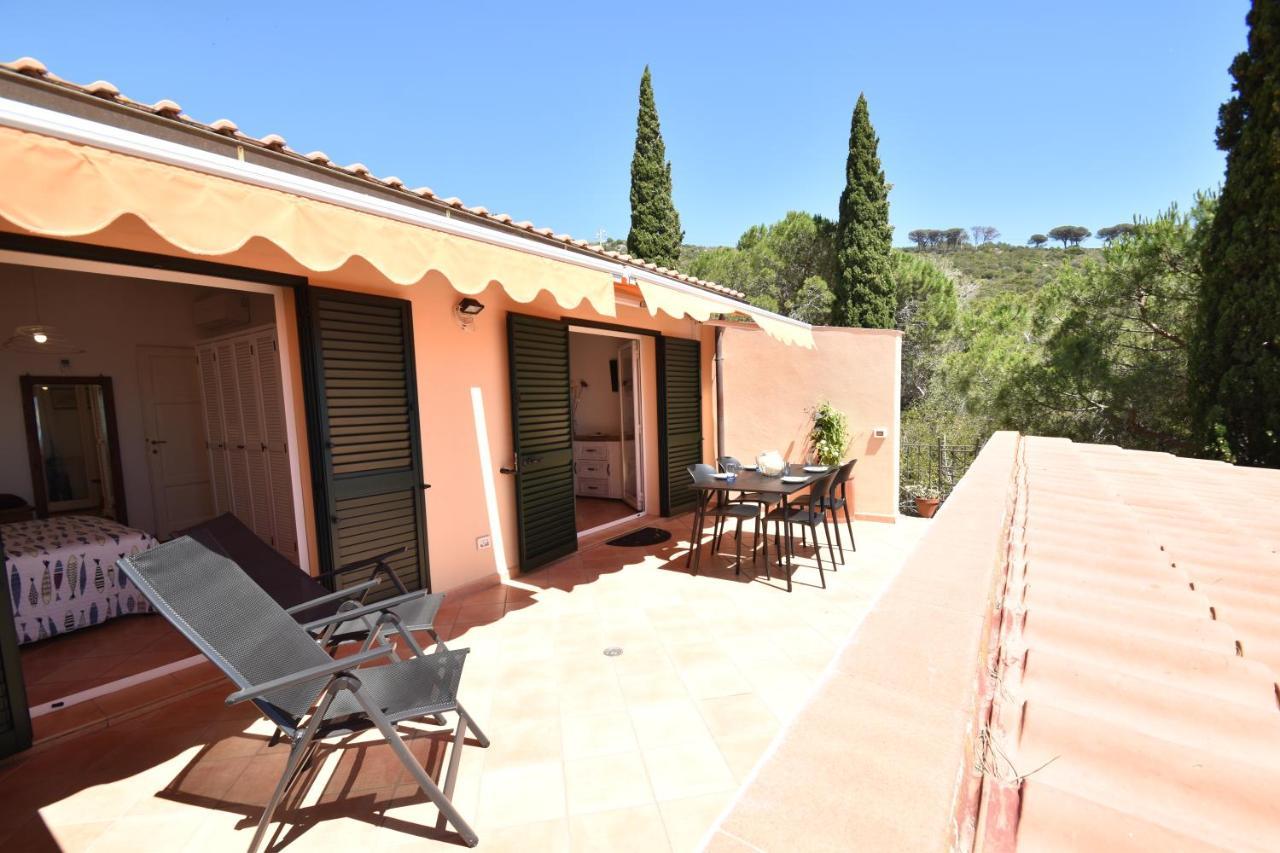 Ferienwohnung Route 25 - Cavoli - Vista Mare, Con Clima, Terrazza E Posto Auto Spiaggia di Cavoli Exterior foto