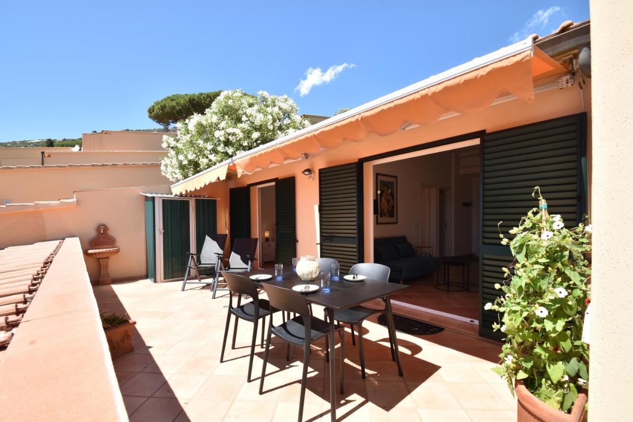 Ferienwohnung Route 25 - Cavoli - Vista Mare, Con Clima, Terrazza E Posto Auto Spiaggia di Cavoli Exterior foto