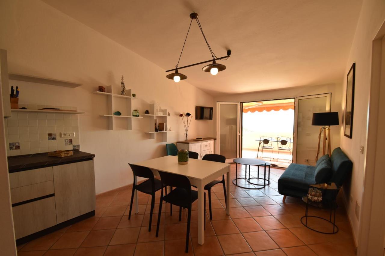 Ferienwohnung Route 25 - Cavoli - Vista Mare, Con Clima, Terrazza E Posto Auto Spiaggia di Cavoli Exterior foto